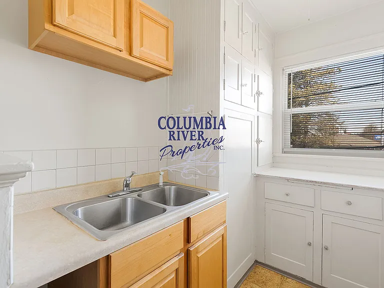 305 N Pacific Ave #202 — Photo 7