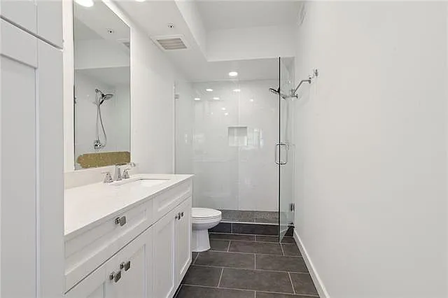 2100 Saint Thomas St #205 — Photo 14