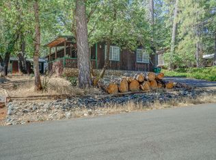 18065 Pine St, Lakehead, CA 96051