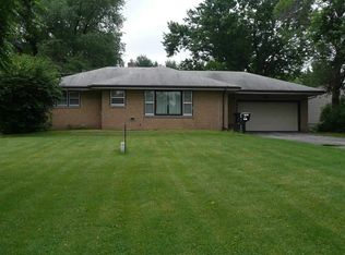 6881 Charles St, Rockford, IL 61108