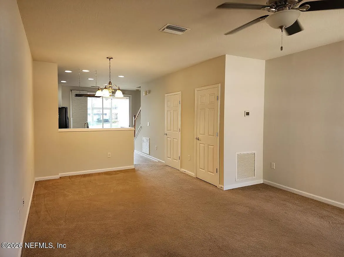 2 bed, 2.5 bath, 1248 sqft, $1,875 — Photo 2