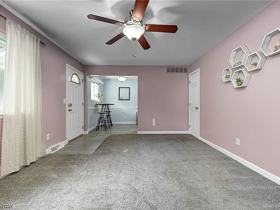4th image of 298 Erieview Blvd