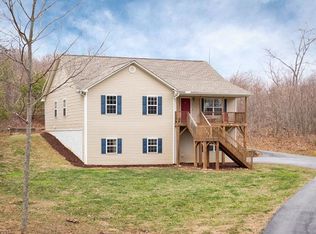 64 Carolyn Dr, Candler, NC 28715