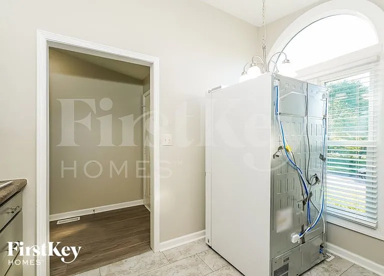5238 Kathie Ct — Photo 7