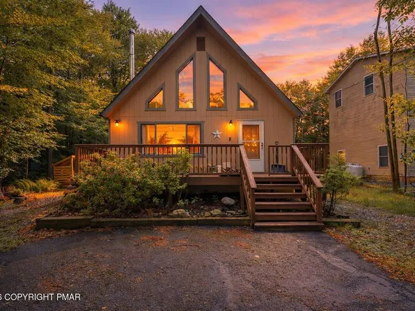 630 Maxatawny Dr, Pocono Lake, PA 18347