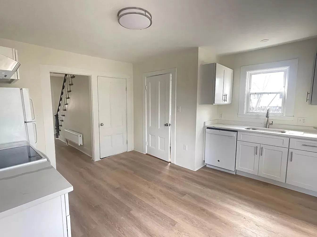 44 S Walnut St — Photo 4