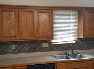 3714 Valdez Dr, Des Moines, IA 50310