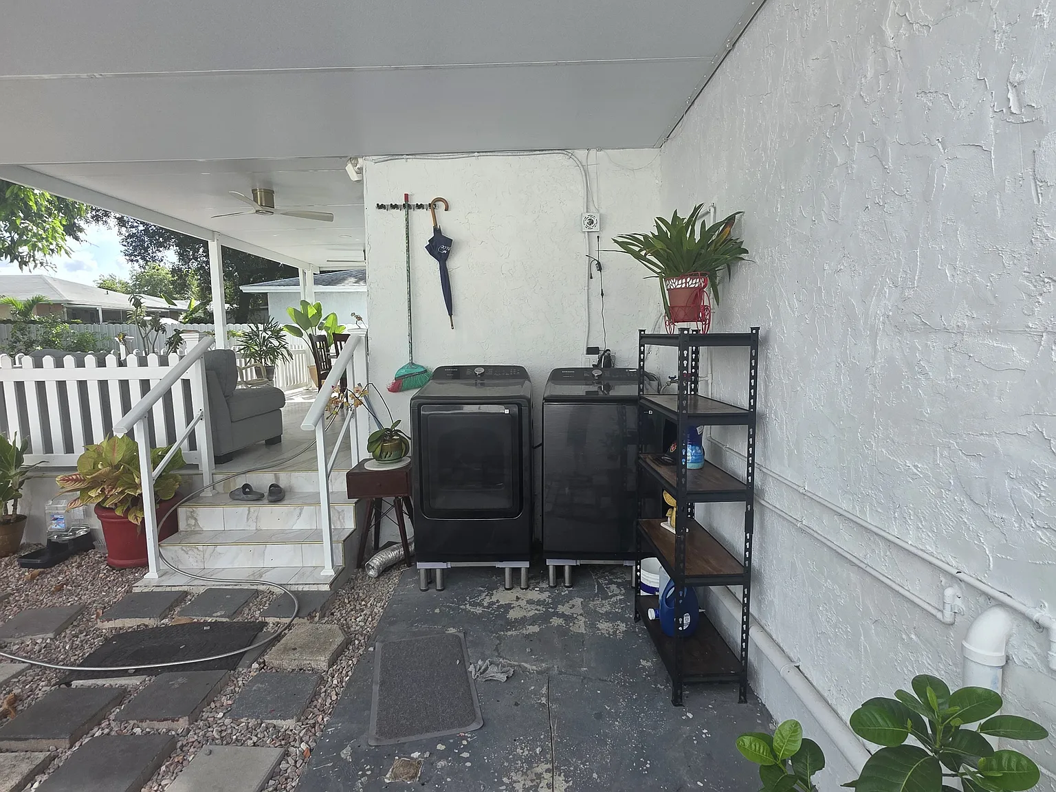1 bed, 350 sqft, $1,250 — Photo 2