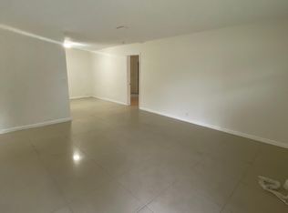 1734 NE 15th Ave #3, Fort Lauderdale, FL 33305