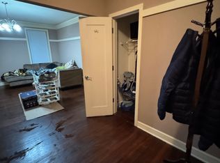 123 W 24th St #3, Bayonne, NJ 07002