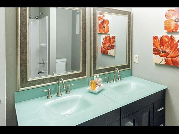5th image of 5177 E Woodward Ave