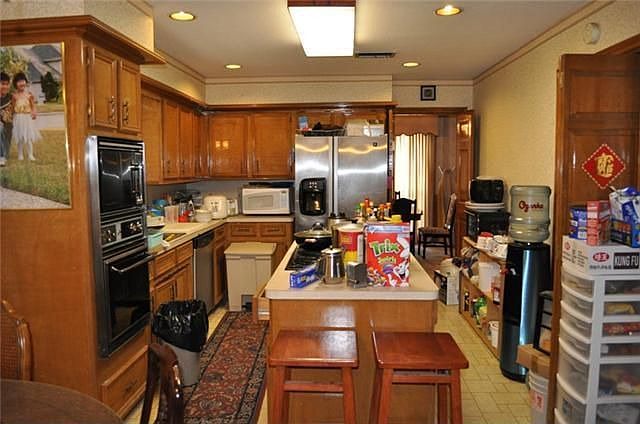2nd image of 3023 Kismet Ln