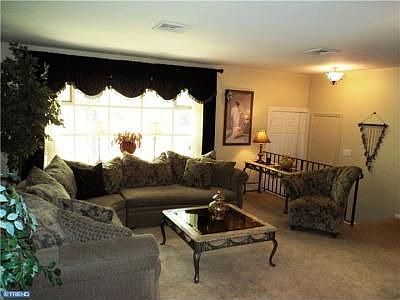 5th image of 505 Newell Dr