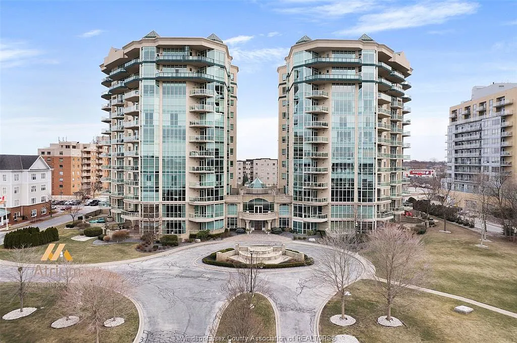 2 bed, 2.0 bath, 1098 sqft, $2,450 — Photo 1