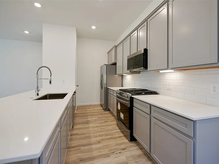 665 Royal Arch Dr — Photo 15