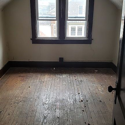 4th image of 1252 S Jackson St