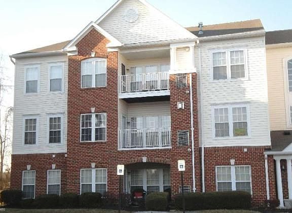 3rd image of 1118 Spalding Dr Unit 29