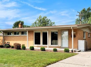 31528 Arizona St, Livonia, MI 48150