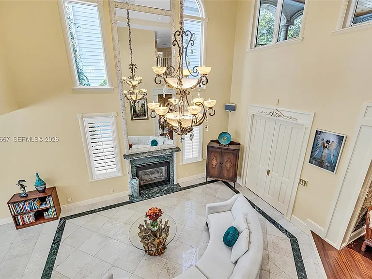 625 Poinciana Dr — Photo 40