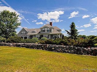 176 Mill St, Rockport, ME 04856