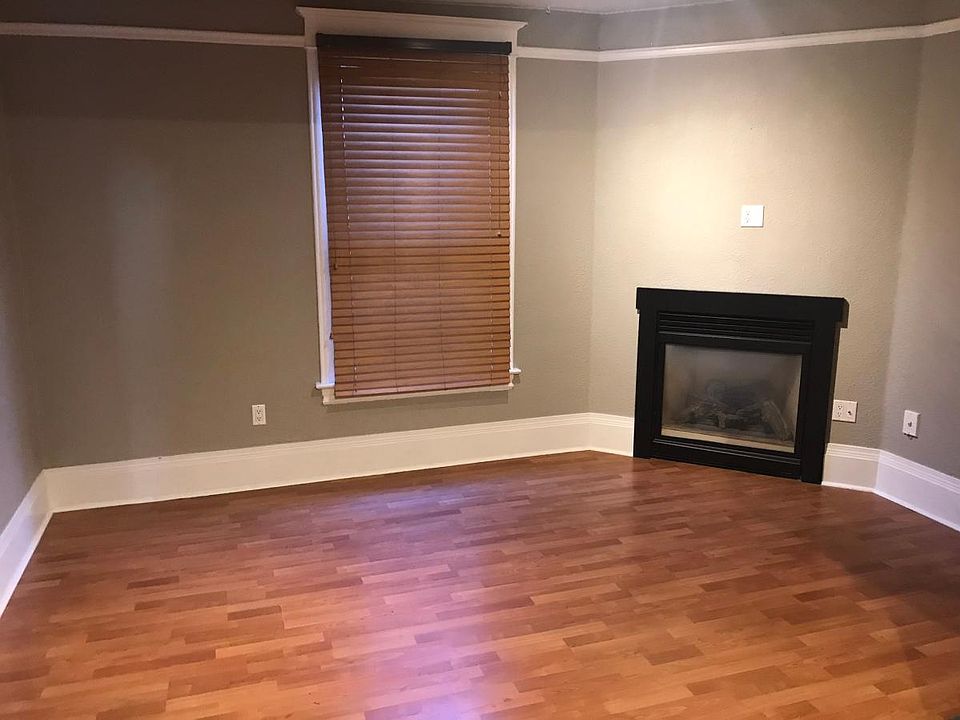 1st image of 312 E Olive Pl APT 001