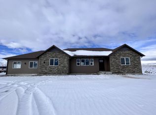 997 Sun Valley Rd, Spring Creek, NV 89815