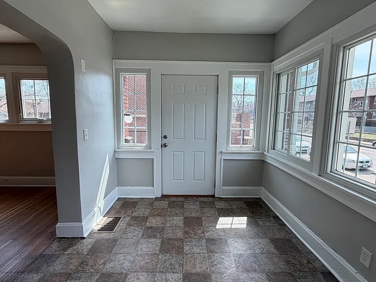 3827 Central Ave — Photo 8