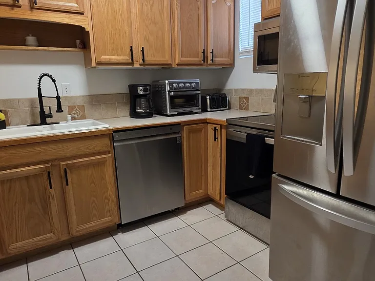 22375 Edgewater Dr — Photo 7