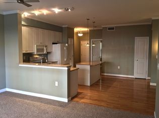 230 Nat Turner Blvd S APT 2013, Newport News, VA 23606