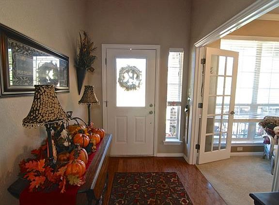 3rd image of 5248 Country Club Dr
