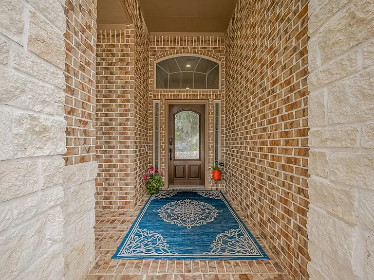 4227 Lodge Ranch Ct — Photo 3