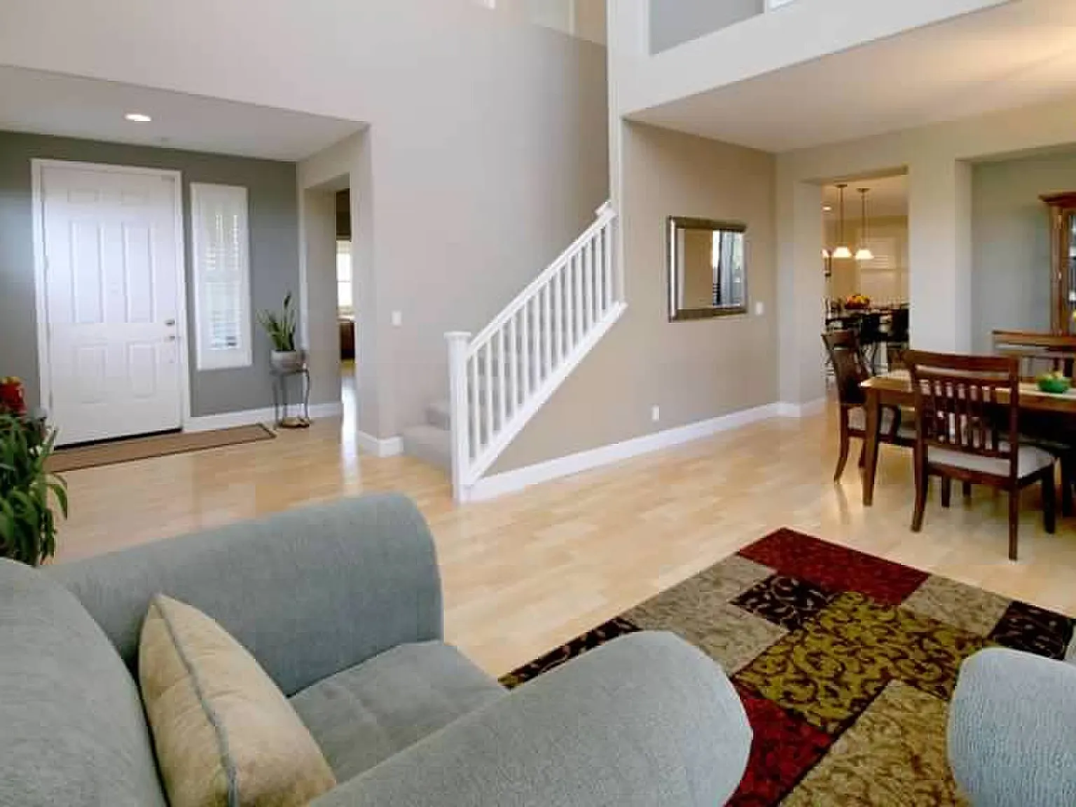 4 bed, 2800 sqft, $4,350 — Photo 4