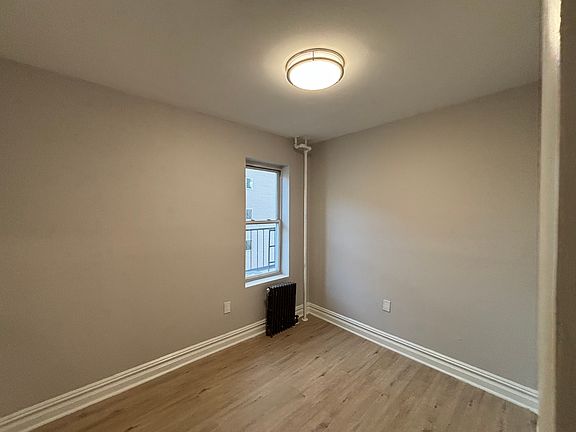3rd image of 5304 Palisade Ave APT 304B