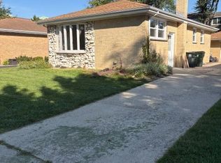 6140 Elm St, Morton Grove, IL 60053