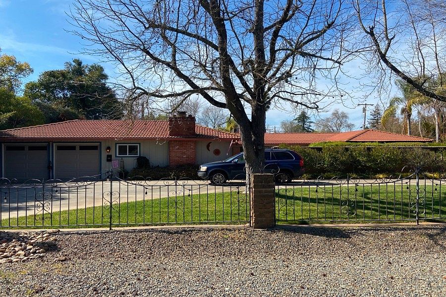 1st image of 4338 Sierra Madre Dr