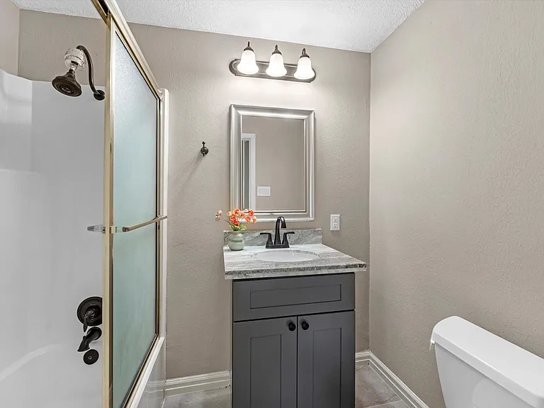 227 Faust Ln — Photo 25