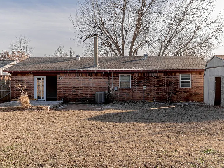 821 Peregrine Dr — Photo 60