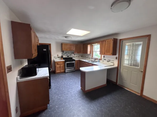 7 Watts Ln, Thomaston, ME