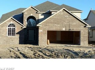 51147 Nightingale Ln, Shelby Township, MI 48315