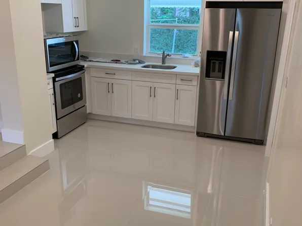 5960 SW 44th Ter, Miami, FL 33155