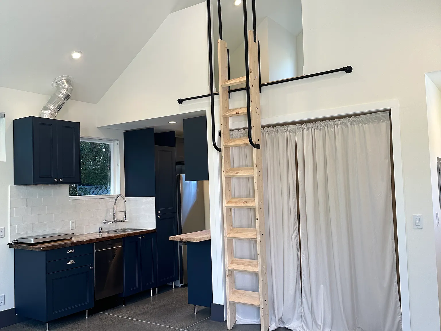 1 bed, 500 sqft, $2,890 — Photo 4