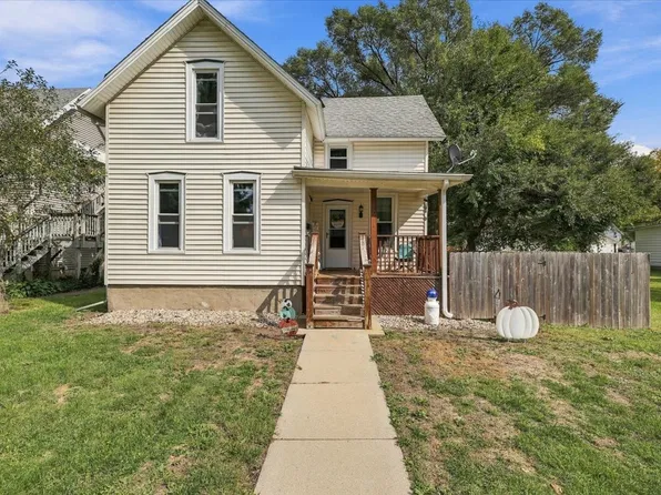 510 6th Ave, Sterling, IL 61081
