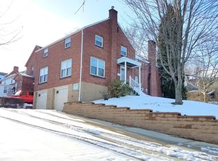 121 Newburn Dr #201, Pittsburgh, PA 15216