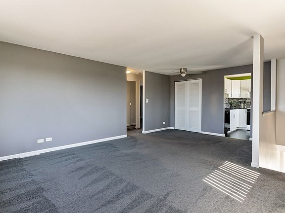 4th image of 1100 Quanset Ct Unit 0
