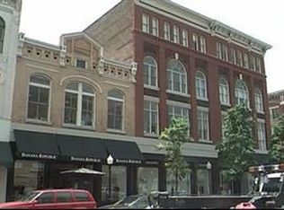110 Barnard St APT 212, Savannah, GA 31401