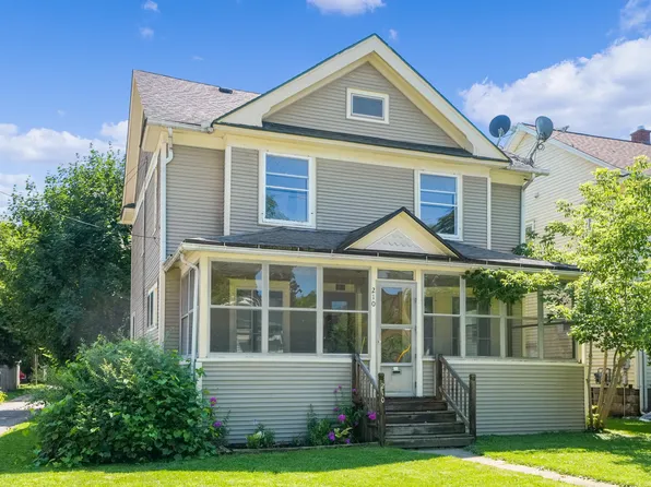 210 Garfield Ave NW, Grand Rapids, MI 49504