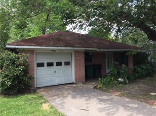 210 W Rittenhouse St, Houston, TX 77076