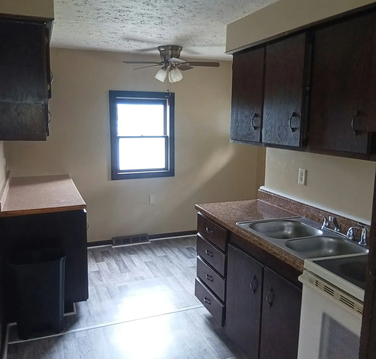 622 Broad Avenue Northwest, Unit 2 — Photo 4