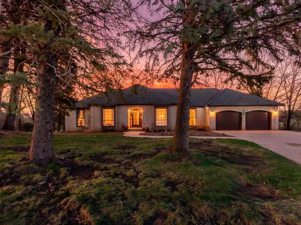 1700 Atwater Path, Inver Grove Heights, MN 55077