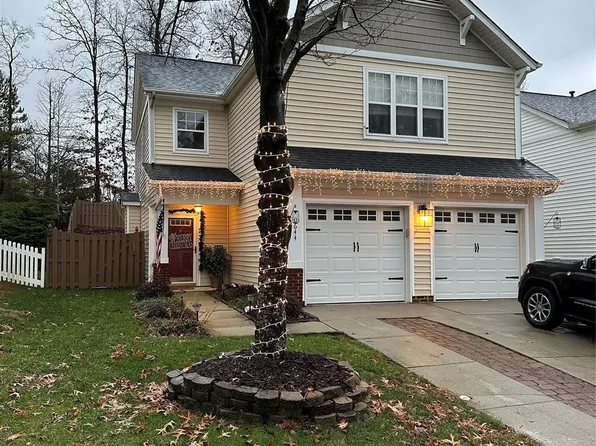 10644 Secret Garden Ln, Charlotte, NC 28214